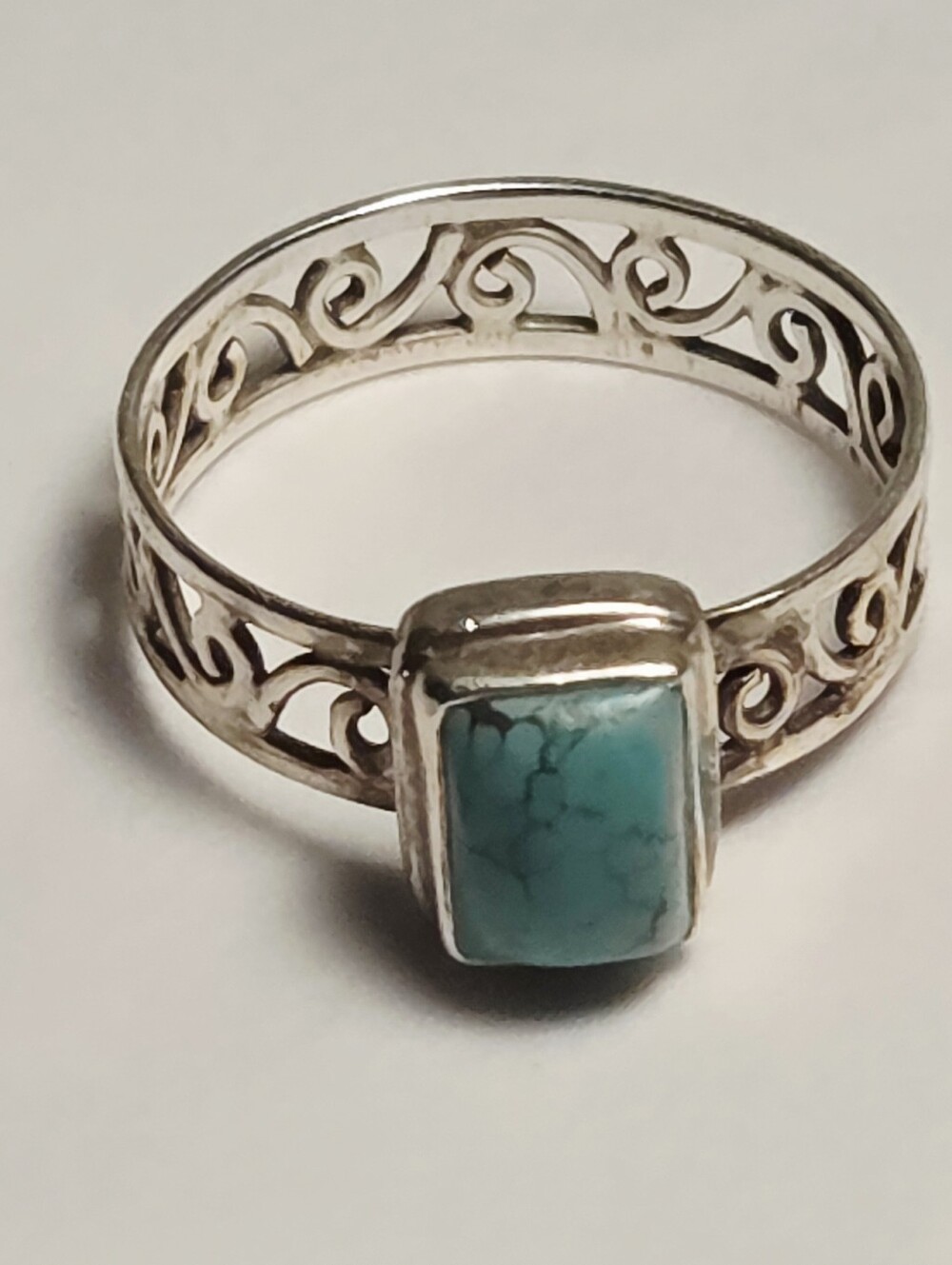 Vintage 925 Sterling Silver Turquoise Ring - Filigree-Style Scroll Band Size 9